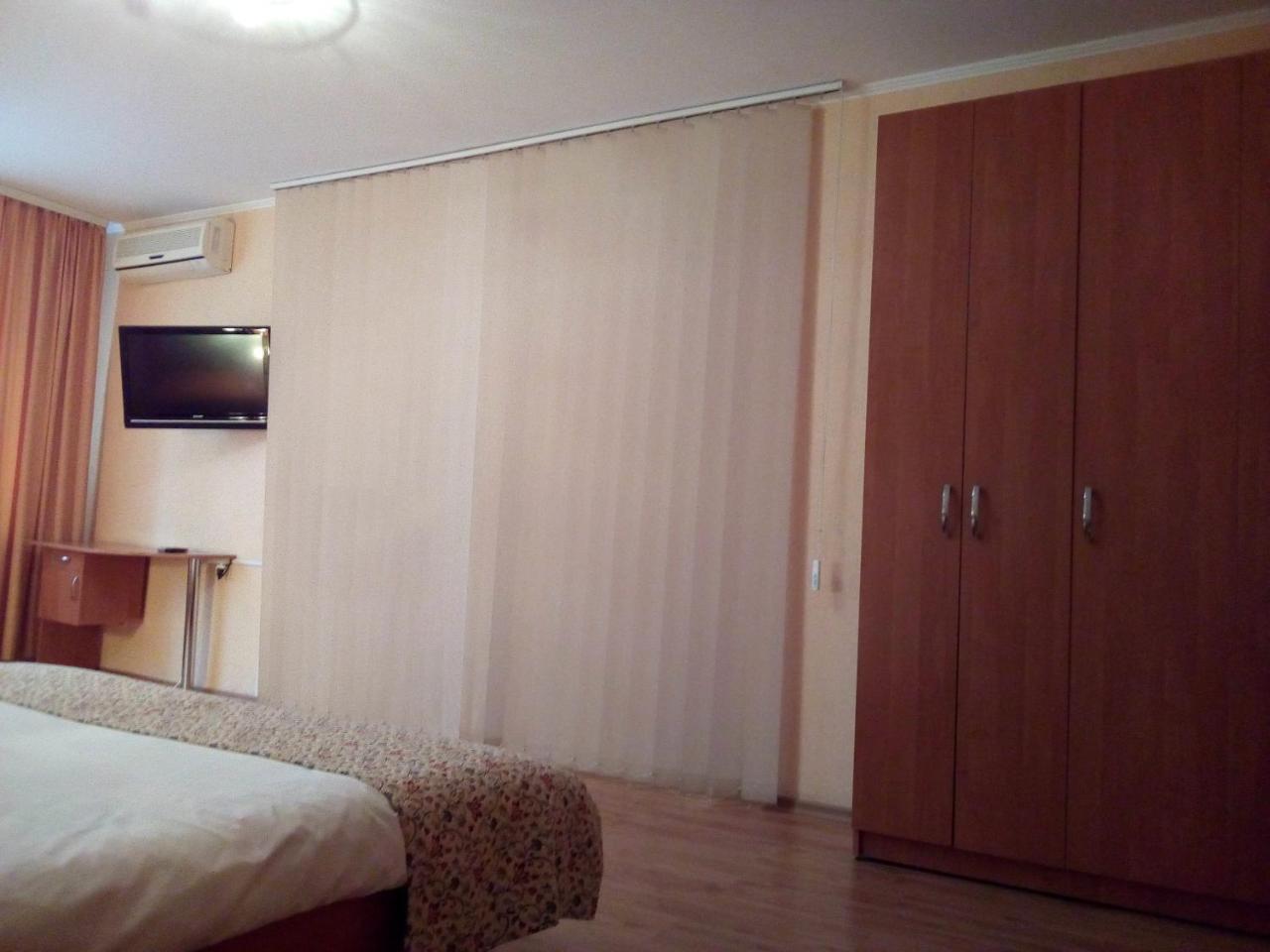 Comfort Hotel Kyiv Exterior photo