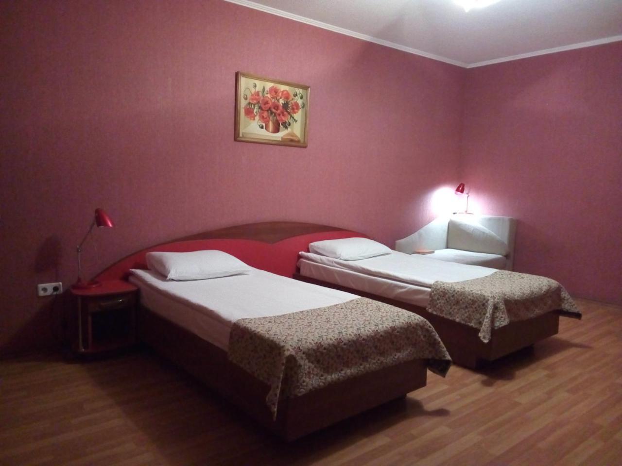 Comfort Hotel Kyiv Exterior photo